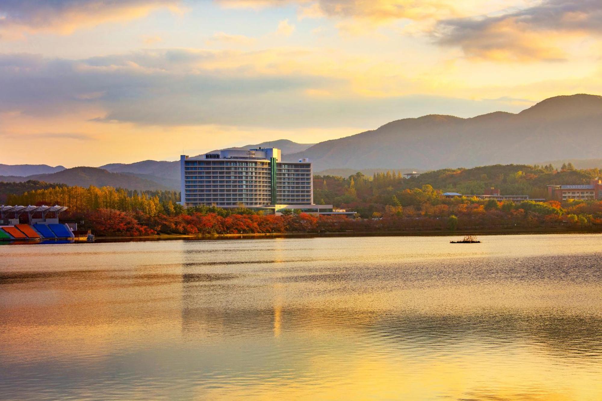 Lahan Select Gyeongju Buitenkant foto